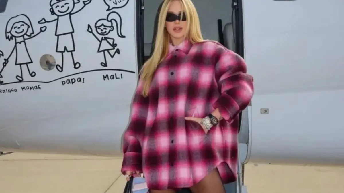 Virginia Fonseca usa look de mais de R$ 1,7 milhão em evento da Balenciaga na Paris Fashion Week