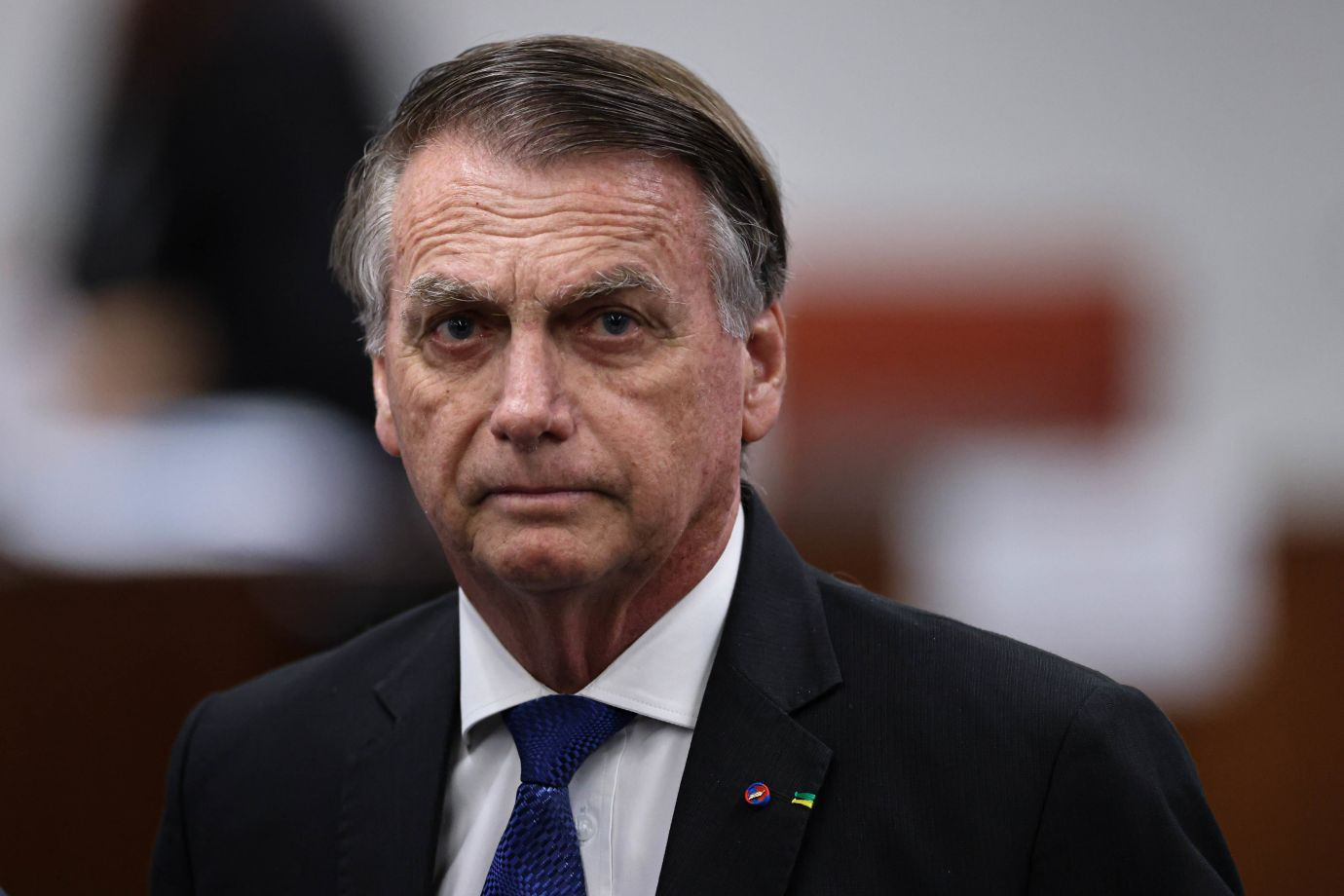 Estado de saúde de Bolsonaro piora na UTI; boletim médico aponta complicação nos rins