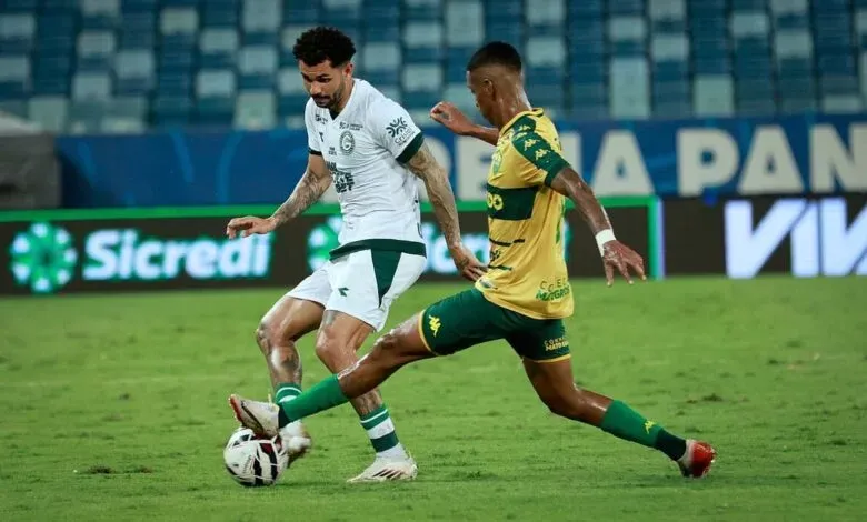 Goiás encara o Cuiabá na Serrinha para apagar revés e manter invencibilidade em casa