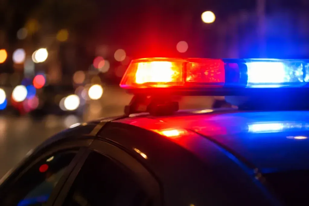 Homem é encontrado carbonizado perto de creche no Gama
