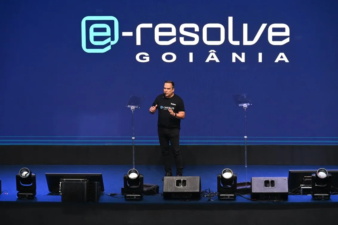 Mabel lança e-Resolve: Goiânia digitaliza serviços e promete 'prefeitura no bolso' do cidadão