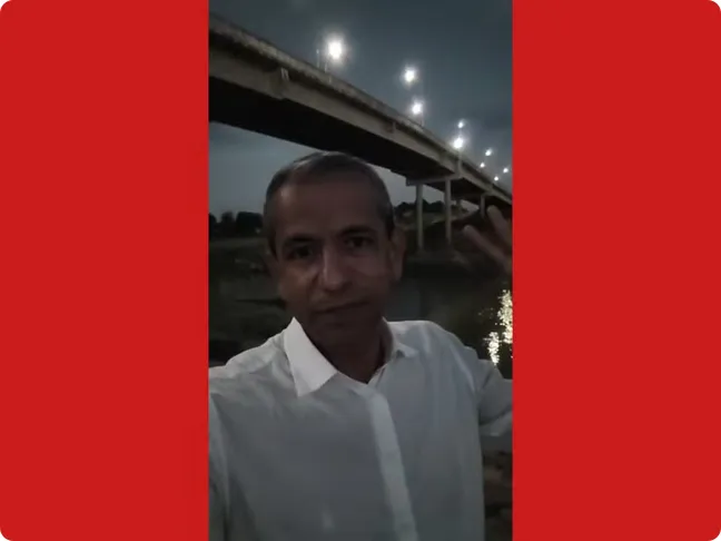Ponte desaba em Sena Madureira e deixa feridos; juiz aposentado transmitia ao vivo no momento da queda