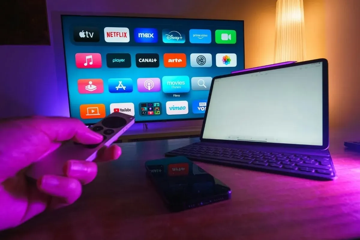 Streaming gratuito ganha força em 2026 com opções legais e sem mensalidade